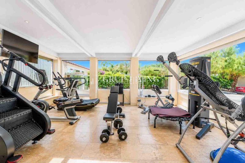 Foto b5a86ebd-17b1-4164-b1e9-dd80c3f9ad6f. Casa amb calefacció aparcament piscina a Can Girona - Terramar - Vinyet Sitges