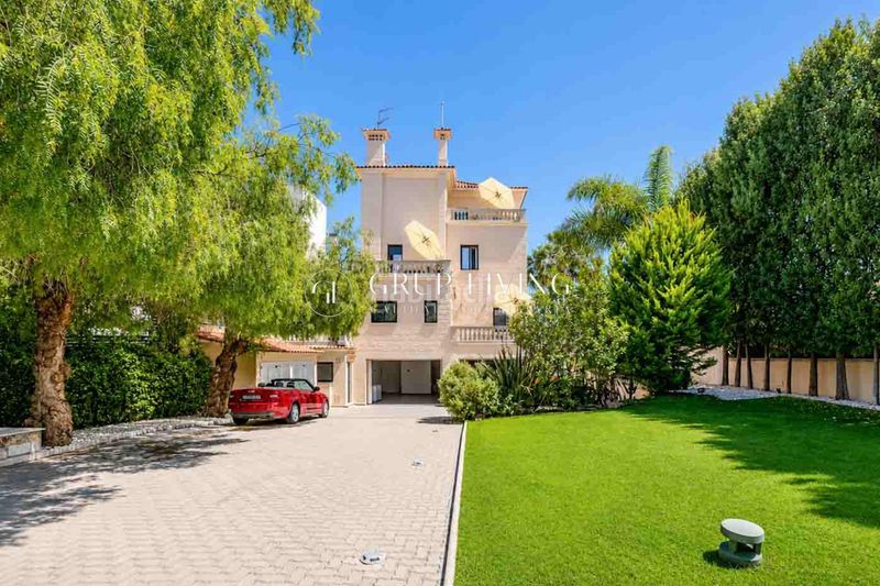 Foto cb2a1a35-2321-4820-bd75-c205936a2c5f. Casa amb calefacció aparcament piscina a Can Girona - Terramar - Vinyet Sitges