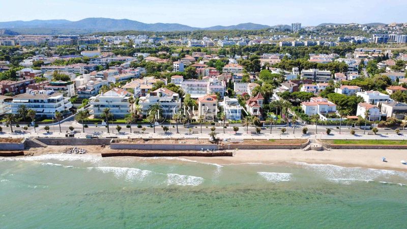 Foto ecaf8dd3-6a6f-4b7a-b35a-4712961f77f6. Casa amb calefacció aparcament piscina a Can Girona - Terramar - Vinyet Sitges