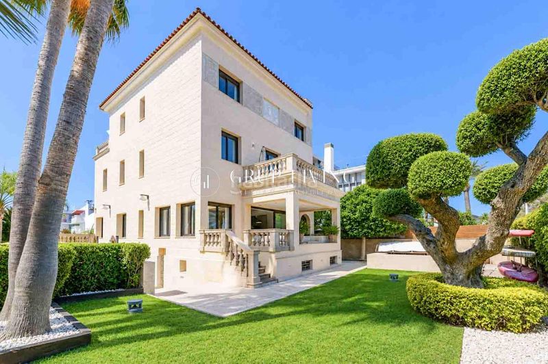 Foto ed4ed41c-19e8-4937-aa58-335c23e41783. Casa amb calefacció aparcament piscina a Can Girona - Terramar - Vinyet Sitges