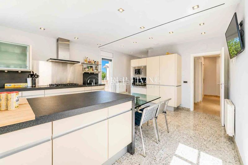 Foto f4c76e16-55c2-40c2-a789-744ec5d62a7d. Casa amb calefacció aparcament piscina a Can Girona - Terramar - Vinyet Sitges