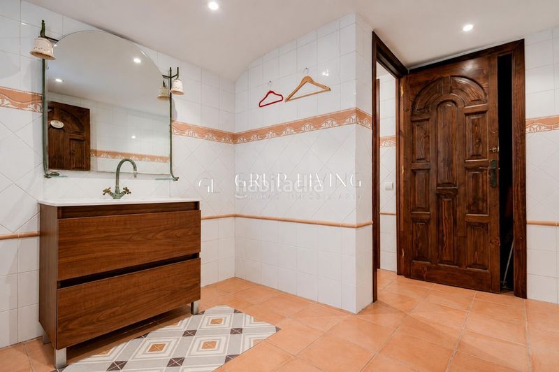 Foto 6177d416-754c-463b-ac6b-69e5f7d4c203. Casa amb calefacció aparcament piscina a Vallpineda-Santa Bàrbara Sitges