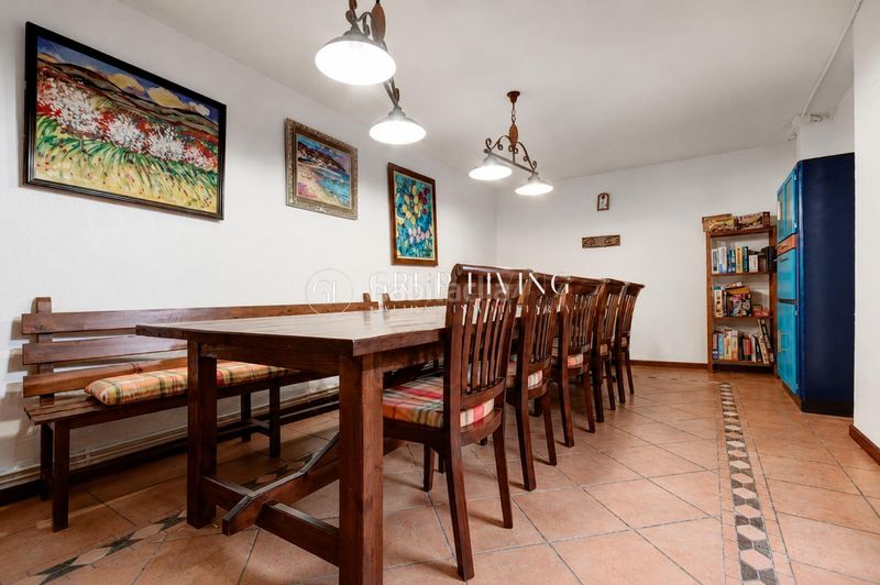 Foto 79b84311-908d-4fc1-a196-e84cde1fd541. Casa amb calefacció aparcament piscina a Vallpineda-Santa Bàrbara Sitges