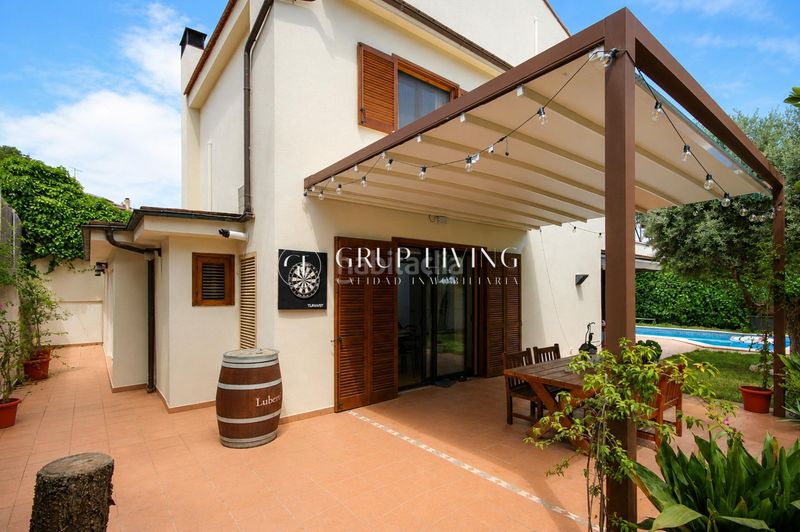 Foto 8a5f7ac8-1f22-4d36-982a-d413fecaa196. Casa amb calefacció aparcament piscina a Vallpineda-Santa Bàrbara Sitges