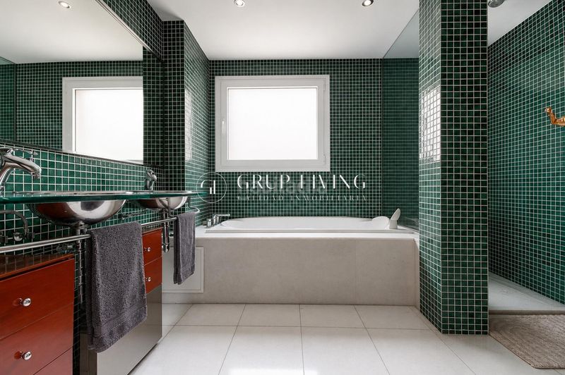Foto a32a2ae8-f72e-43c7-a7dc-dcf0db3cde5f. Casa amb calefacció aparcament piscina a Vallpineda-Santa Bàrbara Sitges