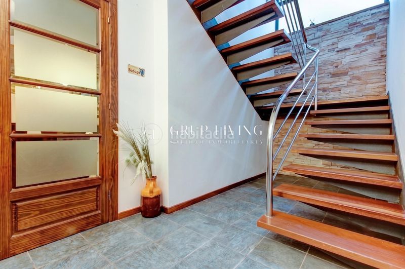 Foto c733a965-67d8-46f0-bf39-56cef4529762. Casa amb calefacció aparcament piscina a Vallpineda-Santa Bàrbara Sitges