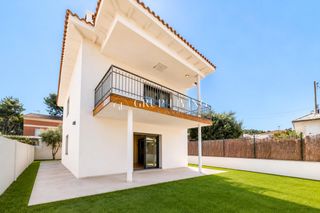 Haus in Vallpineda - Rocamar. Exclusiva vivienda unifamiliar totalmente rehabilitada junto a s