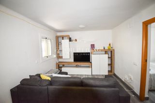 Location Appartement à Aiguadolç - Sant Sebastià. Planta baja en cases noves