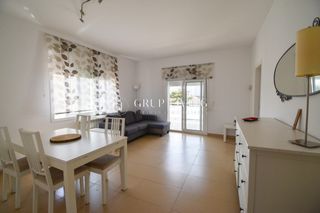 Affitto Appartamento in Vallpineda - Rocamar. Amplio piso exterior con terraza en una finca de solo dos vecino