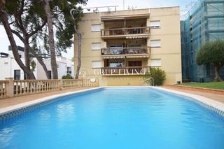 Affitto Appartamento  Avenida santiago rusiñol. Acogedor piso en la urbanización de vallpineda