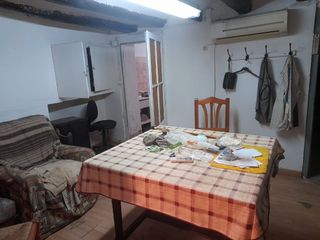 House  Carrer nou. Casa a reformar