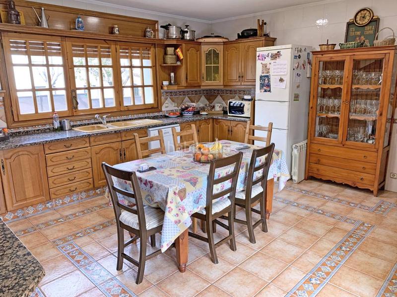 Foto af4efc77-7b22-450c-b0ae-542d2bb5c032. Chalet torre núcleo urbano en Nucli Urbà Argentona