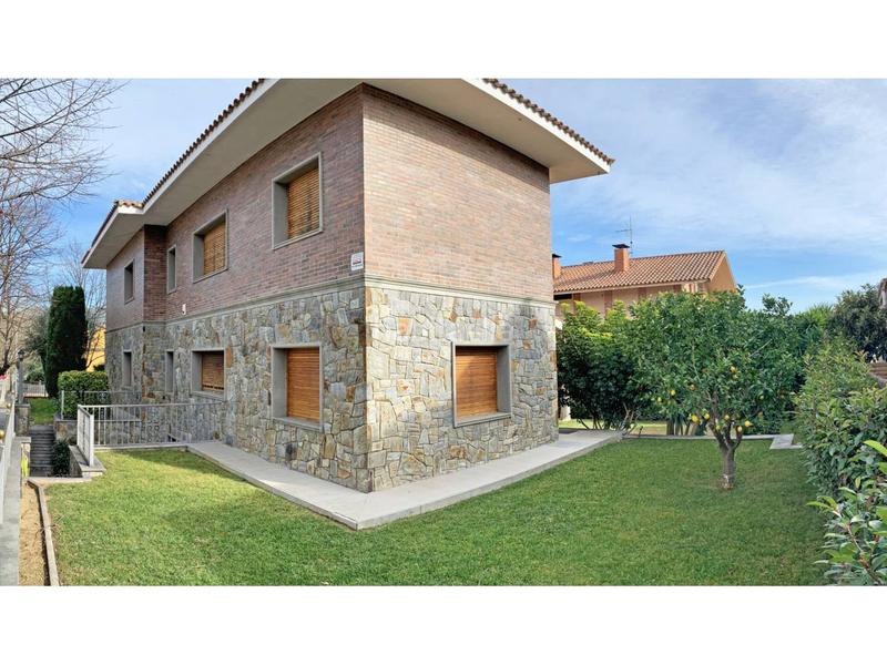 Foto f9522681-646d-47ca-bf30-1ff784e0542b. Chalet torre núcleo urbano en Nucli Urbà Argentona
