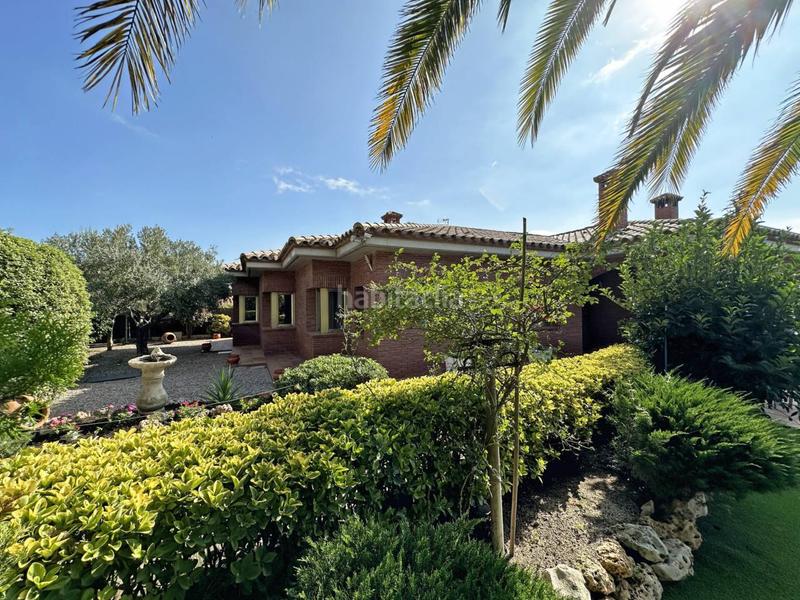 Foto b4218acf-3d06-4fc5-9b9c-be69f636f245. Chalet torre en venta en Nucli Urbà Argentona