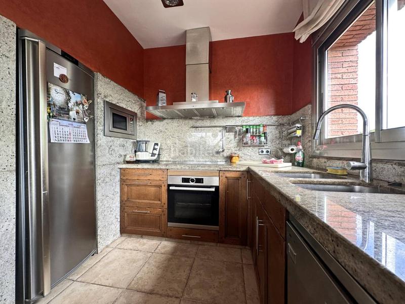 Foto ca0af78c-5702-46e8-a85c-9bb0259d2593. Chalet torre en venta en Nucli Urbà Argentona