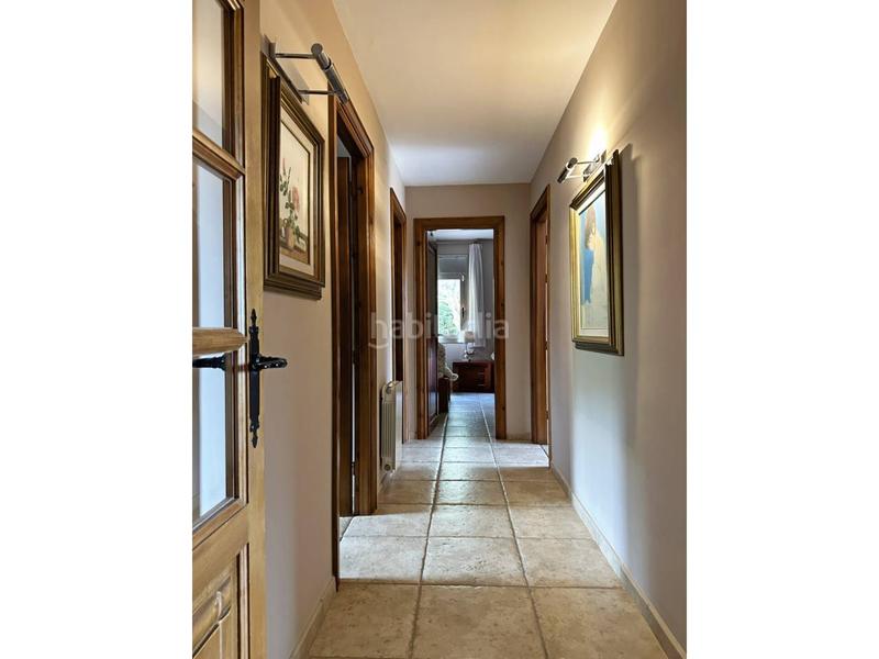 Foto d9cf5390-f3cb-49a6-9f69-515e2b4afec1. Chalet torre en venta en Nucli Urbà Argentona