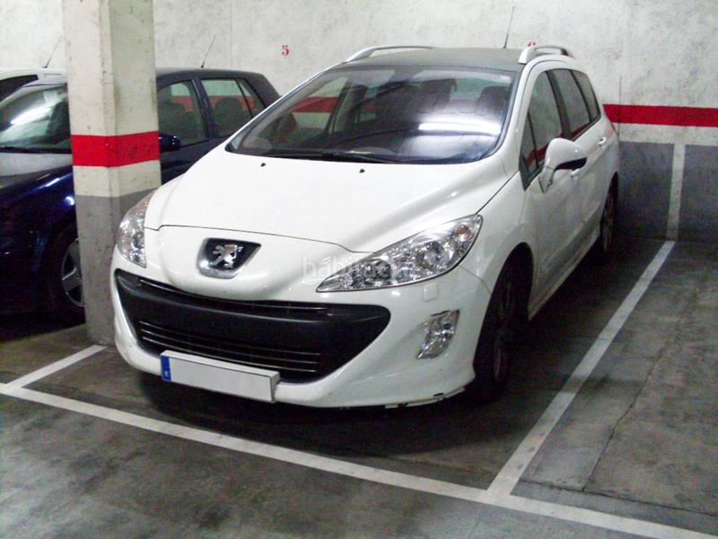 Foto e8c2383e-1ce5-4842-bcd8-70284b6e1f41. Autoparkplatz in Centre Mataró