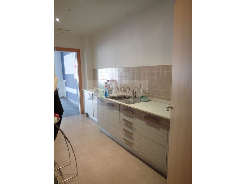 Foto c8d902a7-ef6a-47ce-8cec-6d5e4bafdbf6. Alquiler local comercial  alquiler la vall duixó en Vall d´Uixó (la)
