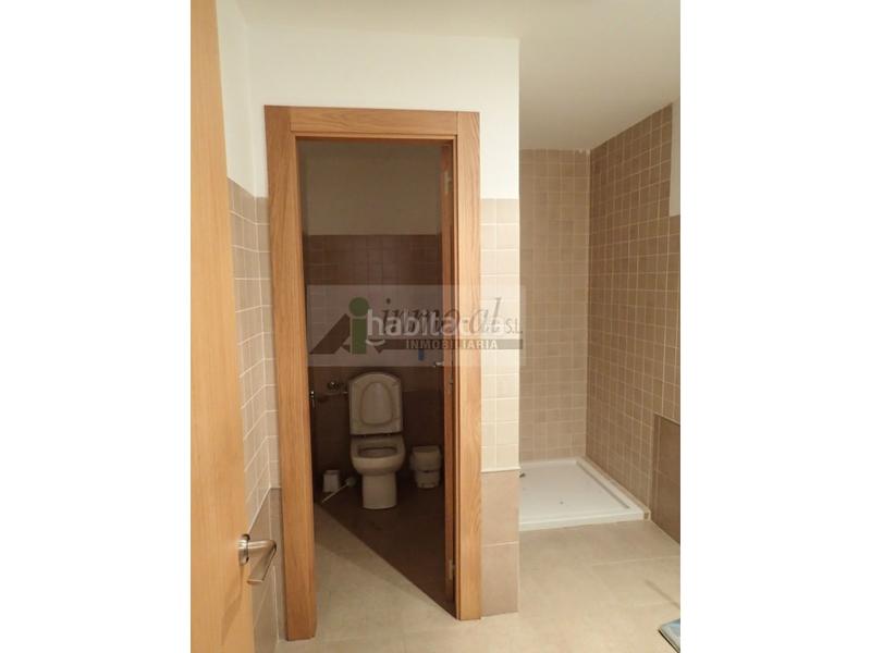 Foto 0ac02c42-60dd-4fcf-bdfa-4e7ae4fad3b4. Rent business premise in Vall d´Uixó (la)