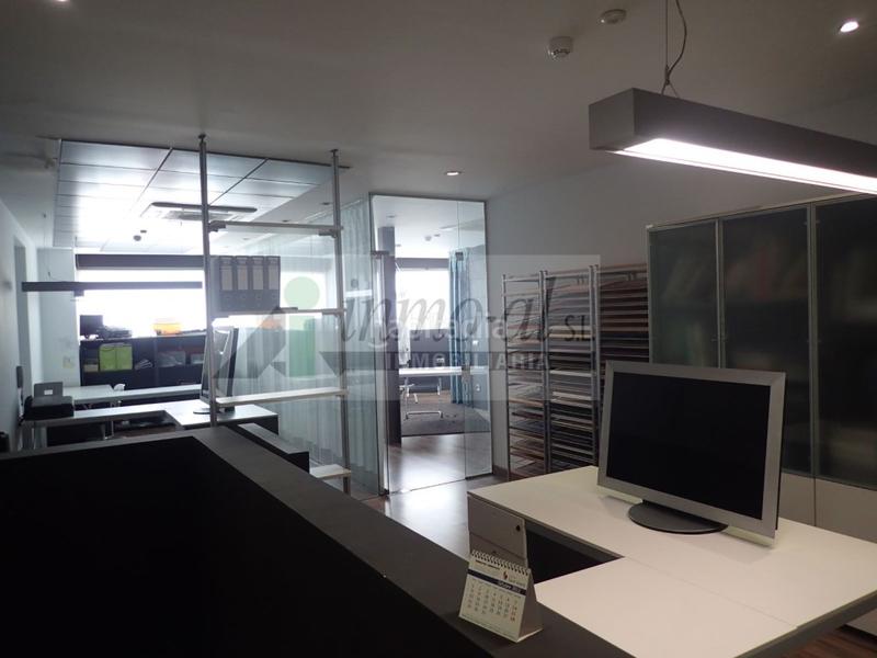 Foto 1d15d06f-88fb-405f-903b-f1112bc24a75. Rent business premise in Vall d´Uixó (la)