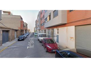 Business premise in Travesia san felipe 11. Local comercial venta almazora  almassora