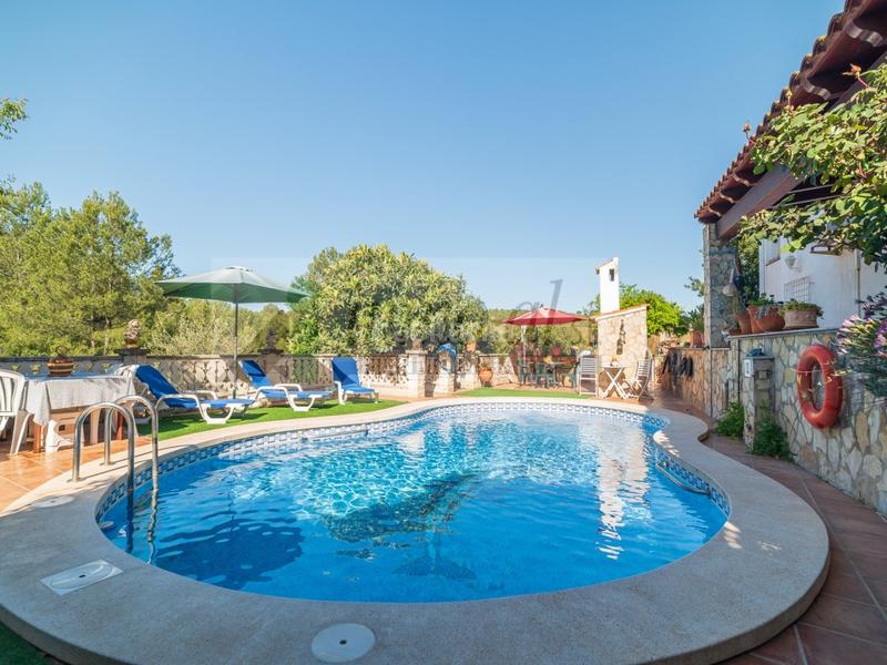 Foto 40536ccf-c3d5-481f-a73c-c83ef779f6f2. House with pool in Onda