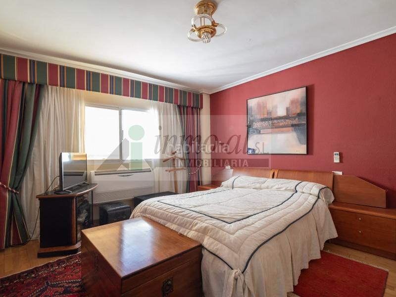 Foto ab5e3f2f-9f64-4c0c-81f3-534c6638452a. House with pool in Onda