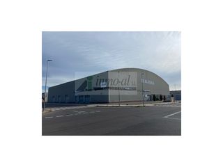 Nau industrial en Calle navelate 37. Nave industrial venta alquer�as del ni�o perdido