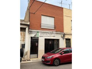 Haus  Calle francisco pizarro 15. Gran oportunidad en almassora! casa con cochera y amplia terraza