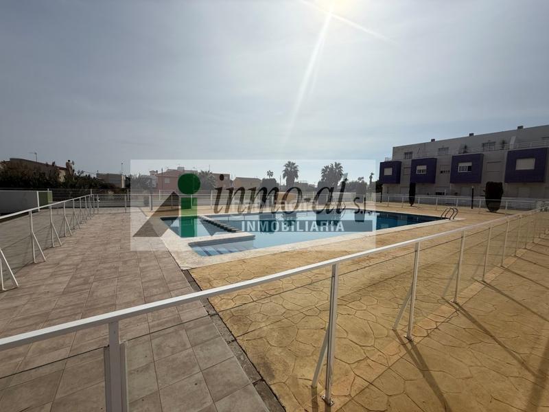 Foto e87d7aa7-7794-41f0-864d-bb81901af448. Maison jumelée avec parking dans Playa-Ben Afeli Almazora / Almassora