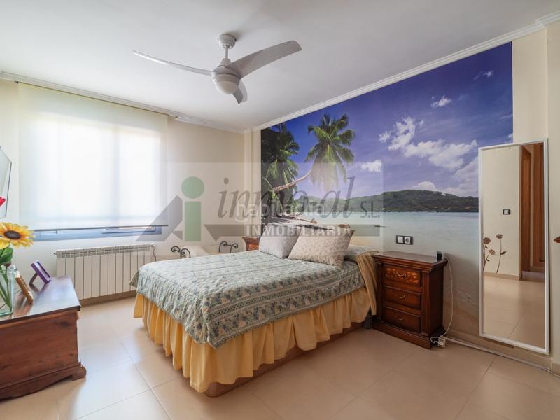 Foto faed6f1f-e35b-4a8b-aa59-5f541a834c29. Maison jumelée avec chauffage parking dans Centro Almazora / Almassora