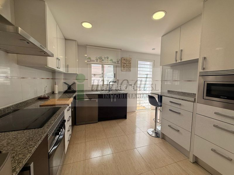 Foto 80f18041-908a-45bb-9225-209d9bbad988. Casa a camino del mar 25 a Playa-Ben Afeli Almazora / Almassora