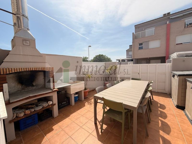 Foto cbfe4bf2-5343-4227-9ee6-9c3d34660d7d. Casa a camino del mar 25 a Playa-Ben Afeli Almazora / Almassora