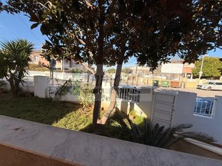 Rent House  Calle ausias march. Villa 3 habitaciones  2 hab. auxiliares alquiler almazora  almas