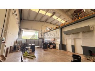Nau industrial  Carretera comarcal 238. Conjunto de dos naves industriales en borriol  1.017 m