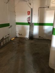 Parking coche  Ana mogas. Anejo en bigues i riells