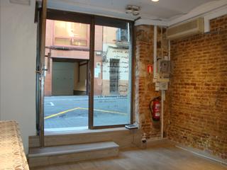 Local Comercial en Sant Gervasi - Galvany. Local muy bien situado cerca pl. françesc macià