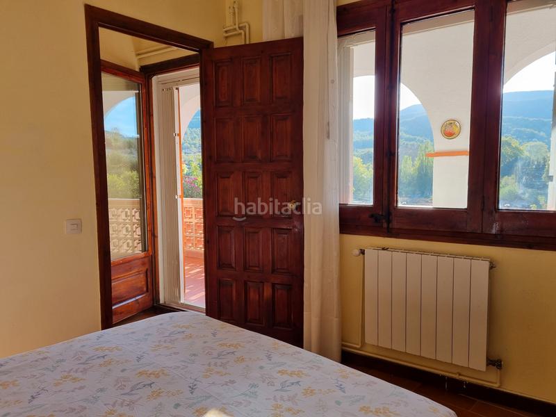 Foto 4ca4aec9-4522-49b6-a685-ce55e1c55f0e. Casa a schiera con camino riscaldamento parcheggio in Torrelles de Foix