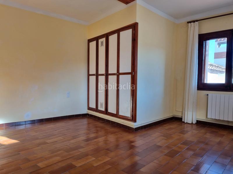 Foto 9a33af21-42ff-432c-847d-8f389c5cfd41. Casa a schiera con camino riscaldamento parcheggio in Torrelles de Foix