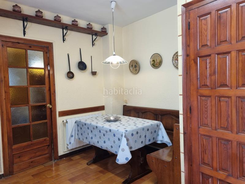 Foto bed8087d-8814-4156-a7a1-6bb06dbe2dde. Casa a schiera con camino riscaldamento parcheggio in Torrelles de Foix