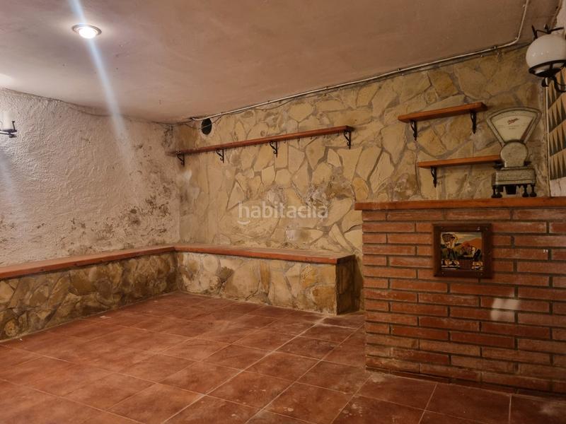 Foto f7c88440-f25e-43bb-8798-807b04949487. Casa a schiera con camino riscaldamento parcheggio in Torrelles de Foix