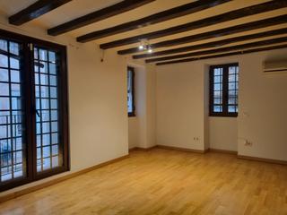 Appartement à St. Pere - Sta. Caterina - El Born. Piso duplex totalmente rehabilitado