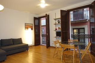 Appartement à Gòtic. Amplio piso con ascensor en barrio gótico