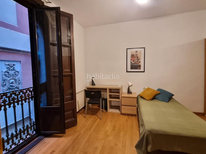 Foto 01aef061-b73f-45b9-8a91-e4f431136f1d. Appartement avec chauffage dans Gòtic Barcelona
