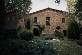 Masia  Carrer de gelida. Masia en venta en gelida