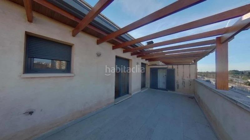Foto 3ae123b1-cd42-407e-a9d7-5b2636fd71df. Duplex avec chauffage parking piscine dans Els Munts Torredembarra