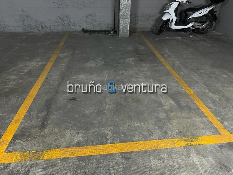 Foto 0eae86bc-9c4d-4bba-9351-9eecdcefe361. Rent car parking in Centrevila Vilanova i la Geltrú