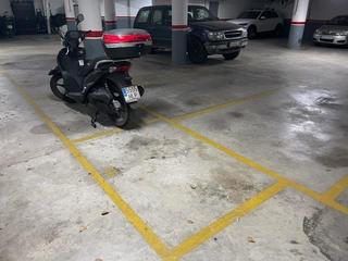 Lloguer Aparcament de moto  Calle ecorxador. 2 plazas de aparcamiento en vilanova i la geltrú