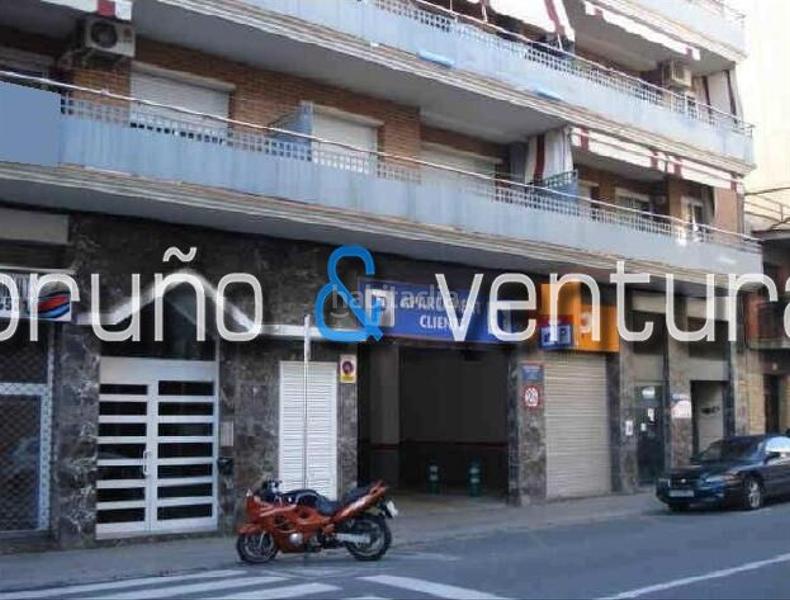 Foto ee2753f4-814d-4765-9abb-4ff1b5fe9858. Posto auto in Centre Vendrell (El)
