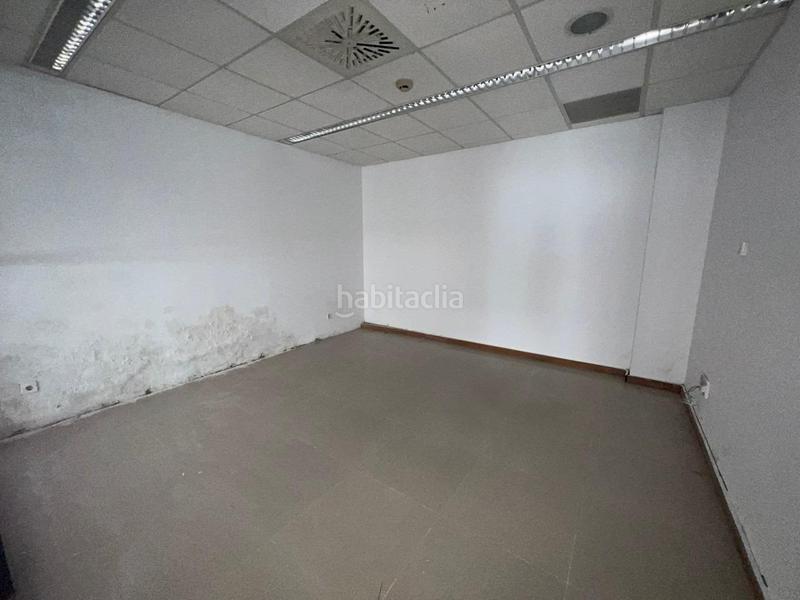 Foto 35fec26e-5556-4ea1-bc65-2a2b1cbbb53f. Local comercial a Centre Torredembarra